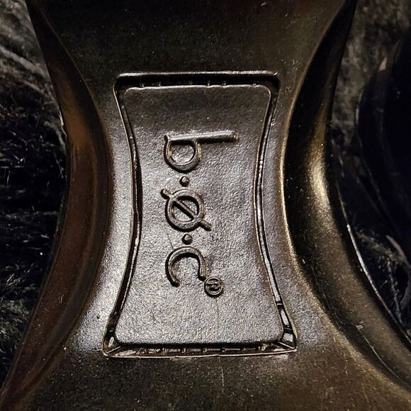 Born Concept Black Leather Buckle Mules Size 7M Etched Paisley Design - Picture 6 of 10